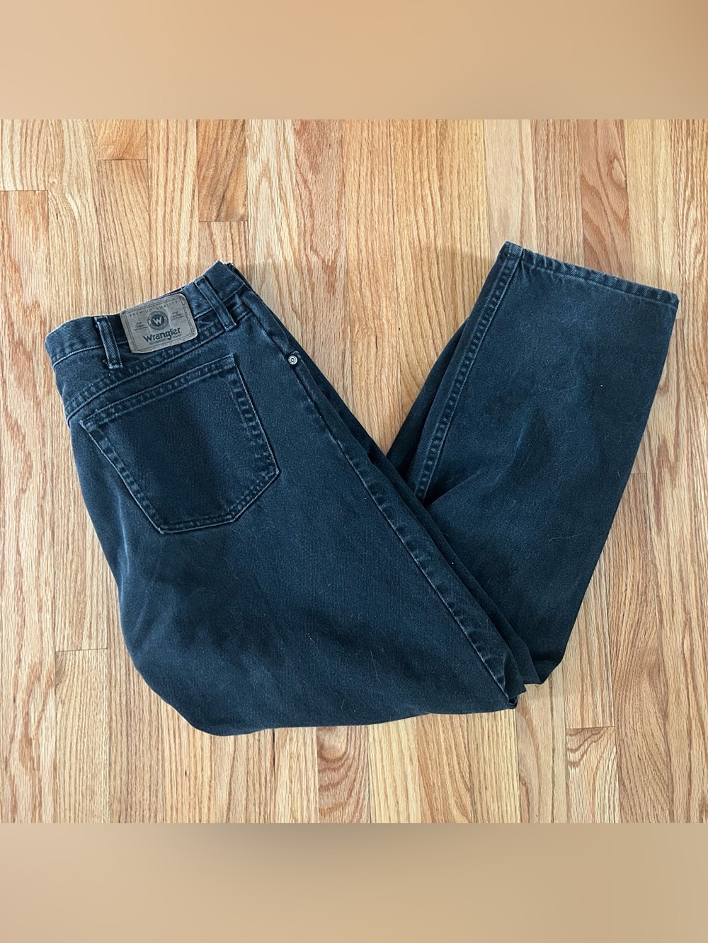 Wrangler Men’s Black Relaxed Jeans - Classic Denim 38x32